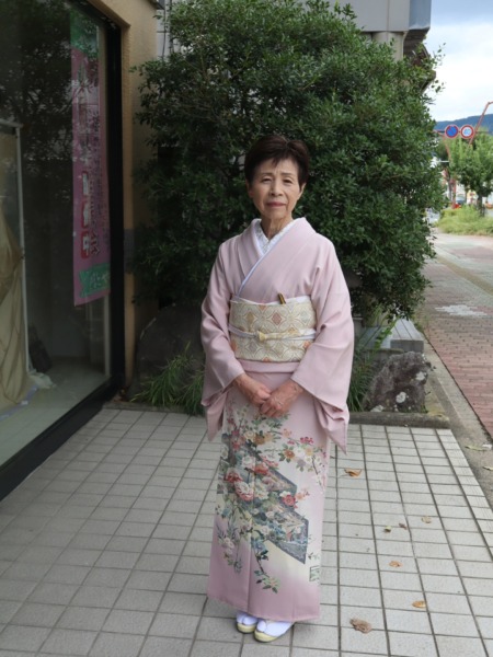 黄綬褒章受章祝賀会のお客様のお着付をしました