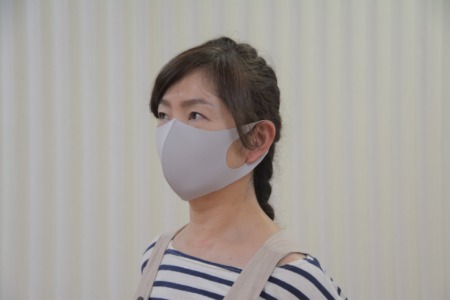 爽やか立体スペースマスク センタープレート入り（ベージュ）