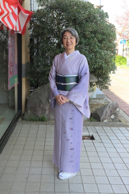 東京友禅佐藤光幸氏の付下げの着付をしました